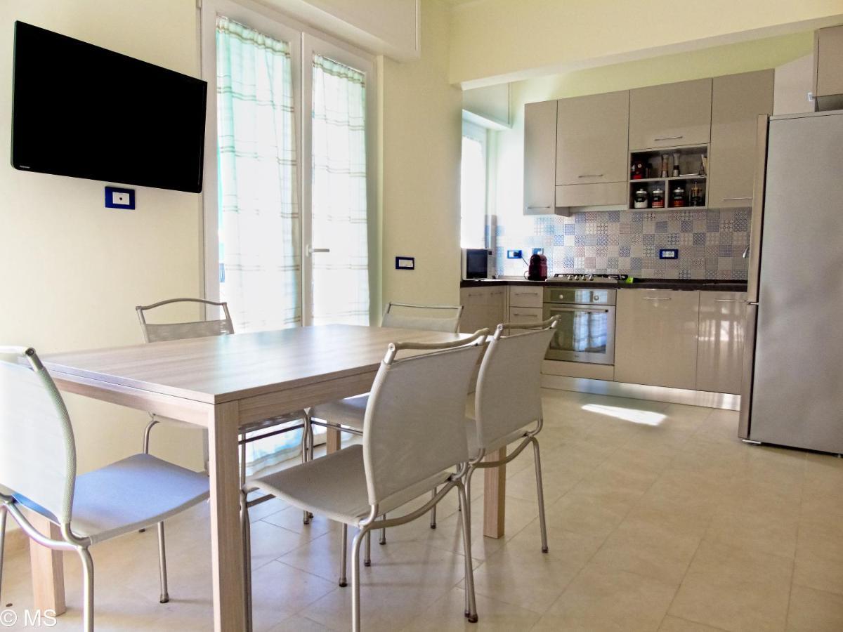 Apartment Pietra Home, Posto Auto, Ac ,wifi, 150mt Dal Mare