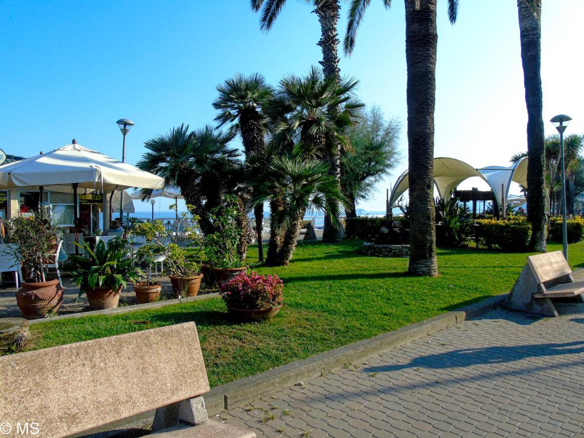 Apartment Pietra Home, Posto Auto, Ac ,wifi, 150mt Dal Mare Pietra Ligure